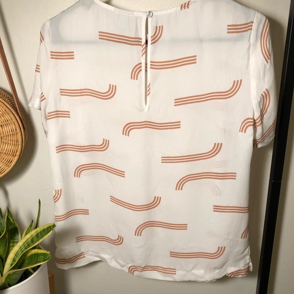 A New Day - Boxy Chiffon Blouse w Modern Print - Picture 2 of 3